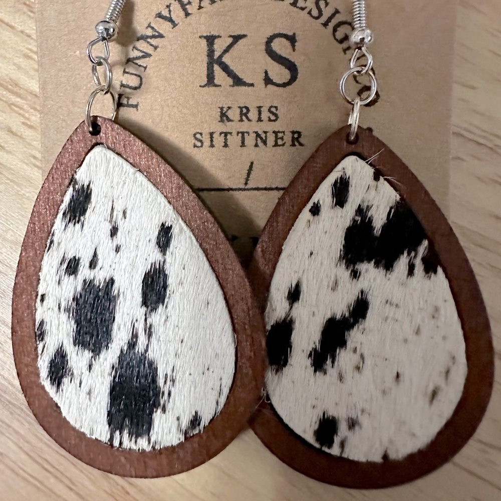Wood and faux leather teardrop earrings